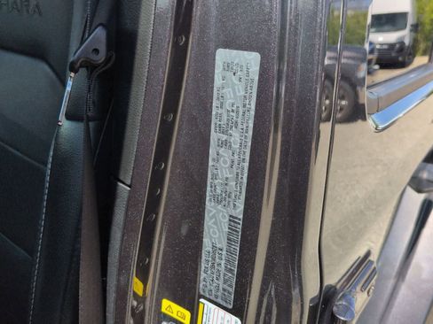Certified 2022 Jeep Wrangler Unlimited Sahara AWD/4WD image 36