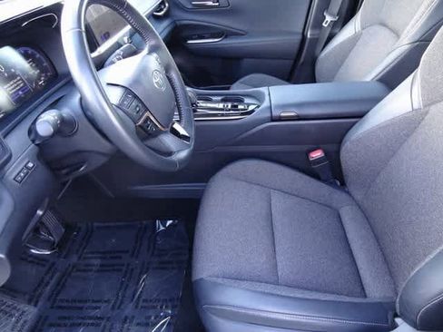 Used 2024 Toyota Crown XLE image 6