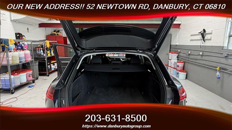Used 2021 Audi e-tron Premium w/ Convenience Plus Package AWD/4WD image 33
