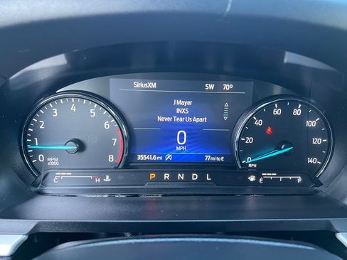 Used 2021 Ford Explorer XLT w/ Equipment Group 202A AWD/4WD image 34