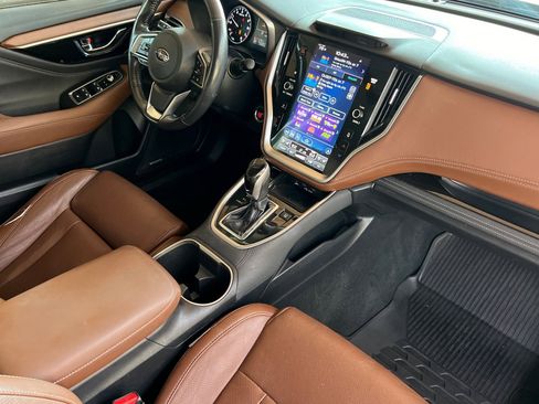 Used 2021 Subaru Outback Touring image 18