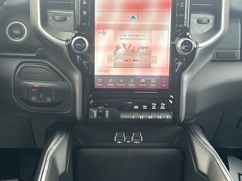New 2026 RAM 3500 Big Horn AWD/4WD image 14