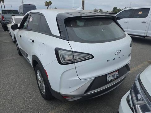 Used 2021 Hyundai Nexo Blue FWD image 4