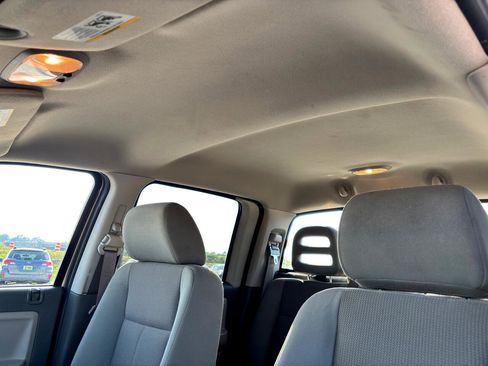 Used 2005 Dodge Dakota SLT image 18