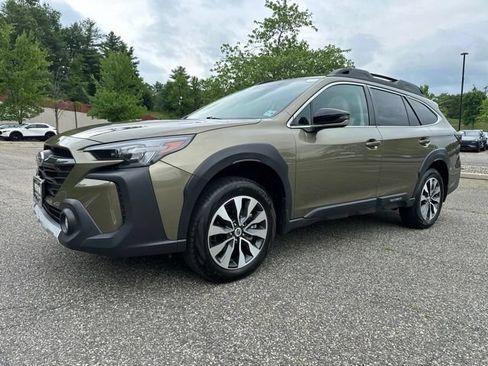 Used 2024 Subaru Outback Limited w/ Popular Package #2 AWD/4WD image 3
