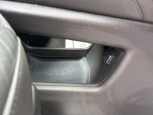 Used 2022 Cadillac XT6 Premium Luxury image 17