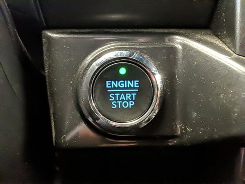 Used 2022 Ford F150 XLT w/ Equipment Group 302A High image 24