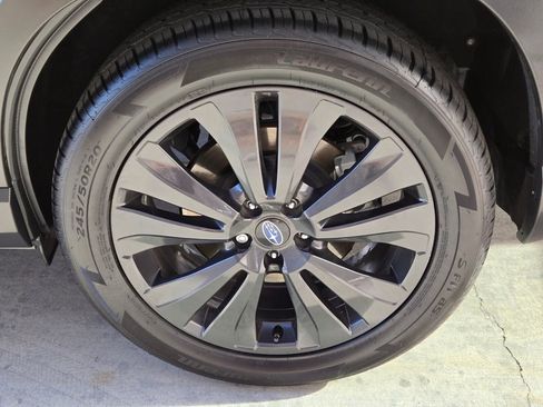 Used 2022 Subaru Ascent Onyx Edition image 10