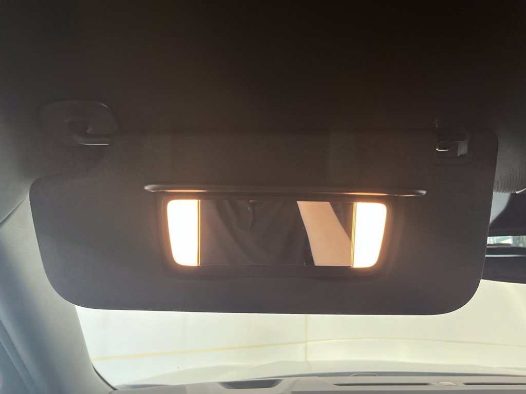 Used 2025 Chevrolet Suburban Z71 AWD/4WD image 81