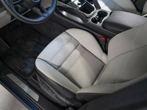 Certified 2026 Porsche Cayenne AWD/4WD image 14