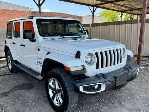 Used 2019 Jeep Wrangler Unlimited Sahara image 14