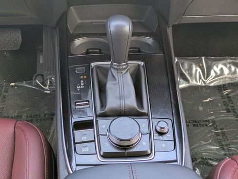 Certified 2025 MAZDA CX-30 AWD 2.5 S w/ Preferred Package image 24