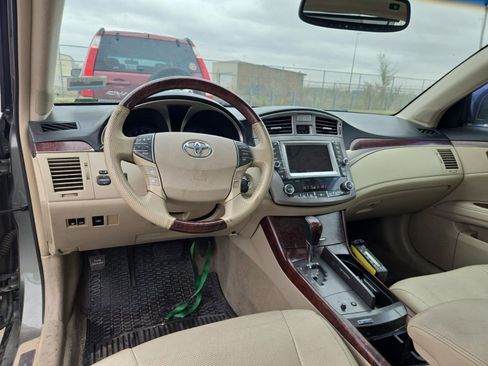 Used 2011 Toyota Avalon Limited FWD image 8