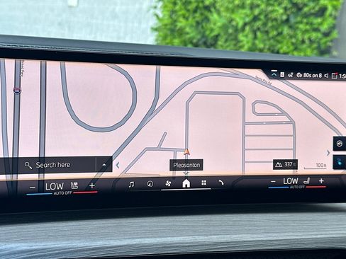 Used 2025 BMW i4 eDrive40 image 24