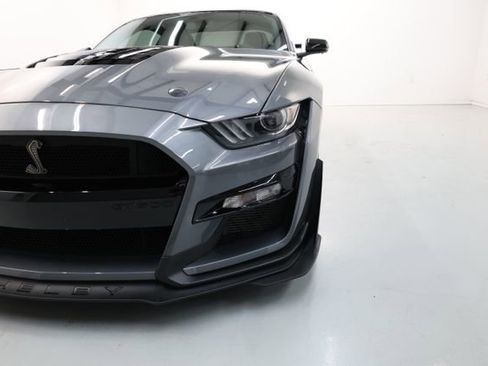 Used 2022 Ford Mustang Shelby GT500 w/ Carbon Fiber Track Pack RWD image 67