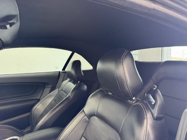 Used 2019 Ford Mustang Premium w/ Equipment Group 201A RWD image 5