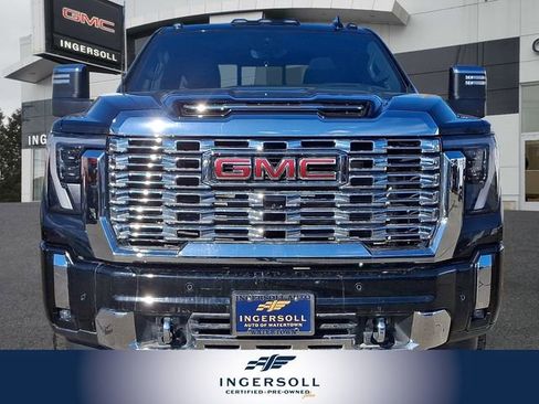 Used 2025 GMC Sierra 2500 Denali w/ Denali Reserve Package image 3