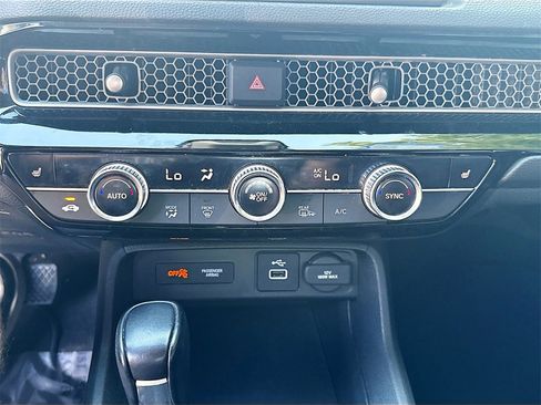 Used 2022 Honda Civic EX image 15
