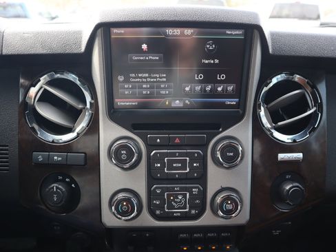 Used 2016 Ford F250 Platinum w/ FX4 Off-Road Package image 11