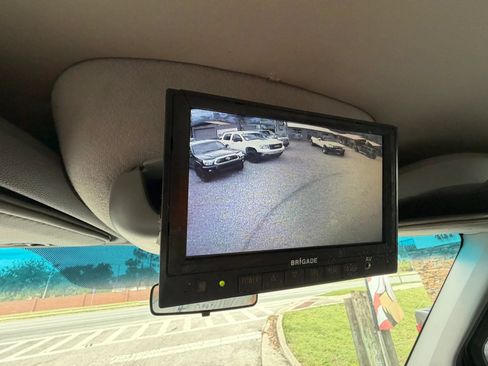 Used 2012 Mercedes-Benz Sprinter 2500 image 34
