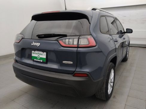 Used 2021 Jeep Cherokee Latitude w/ Mopar Interior Package FWD image 9