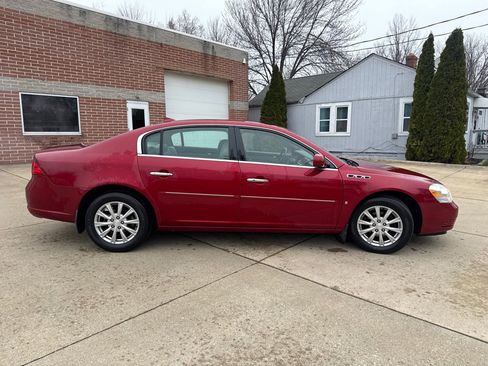 Used 2009 Buick Lucerne CXL w/ Driver Confidence Package image 4
