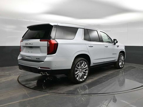 New 2026 GMC Yukon Denali w/ Denali Reserve Package image 8
