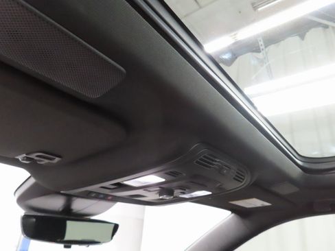 Used 2023 Cadillac Escalade ESV Sport image 39