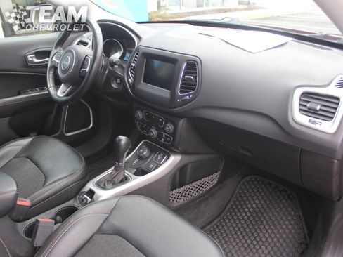 Used 2019 Jeep Compass Latitude w/ Popular Equipment Group image 26