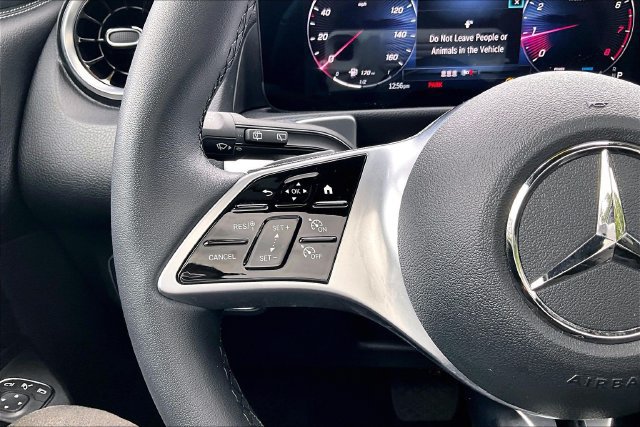 Used 2026 Mercedes-Benz GLB 250 4MATIC image 20