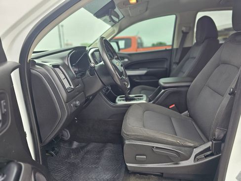 Used 2015 Chevrolet Colorado LT w/ LT Convenience Package RWD image 12