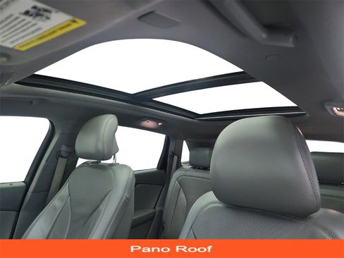 Used 2019 Lincoln Nautilus Reserve image 14