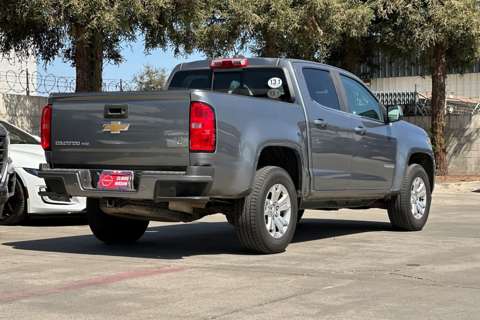 Used 2020 Chevrolet Colorado LT w/ Safety Package RWD image 3