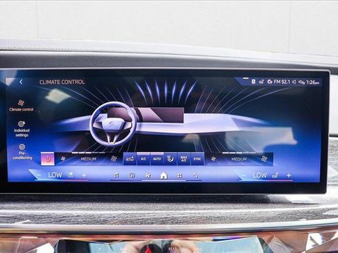 New 2025 BMW 760i xDrive image 18