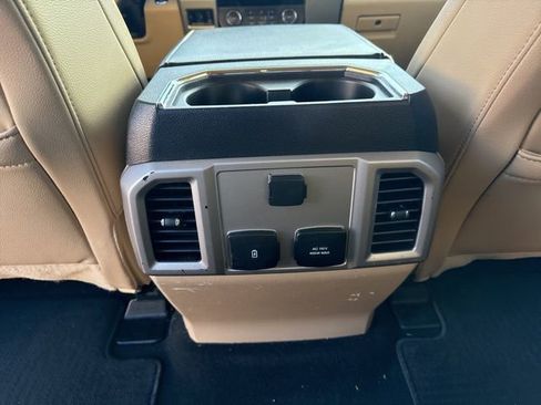 Used 2020 Ford F250 Lariat w/ Lariat Ultimate Package image 9
