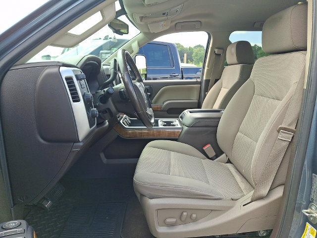 Used 2015 GMC Sierra 3500 SLE w/ SLE Preferred Package AWD/4WD image 2