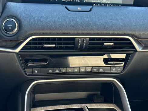 Used 2025 MAZDA CX-70 Plug-In Hybrid w/ Premium Pkg image 21