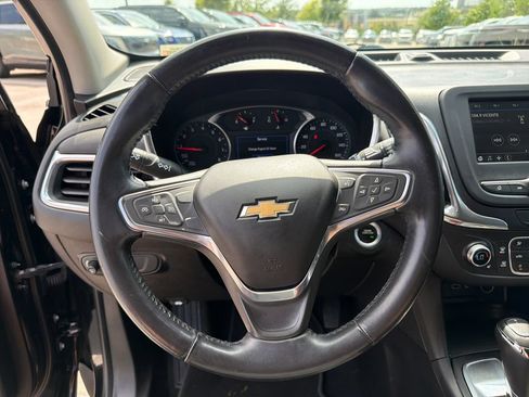 Used 2019 Chevrolet Equinox LT FWD image 19