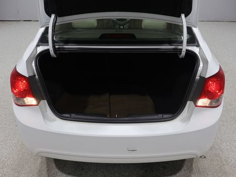 Used 2015 Chevrolet Cruze LT FWD image 19