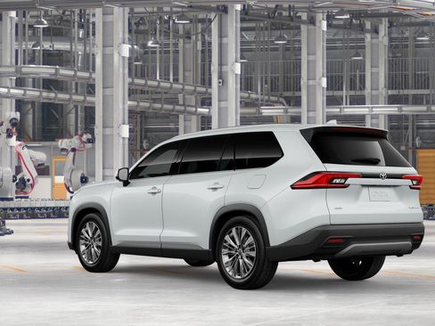 New 2026 Toyota Grand Highlander Platinum image 6