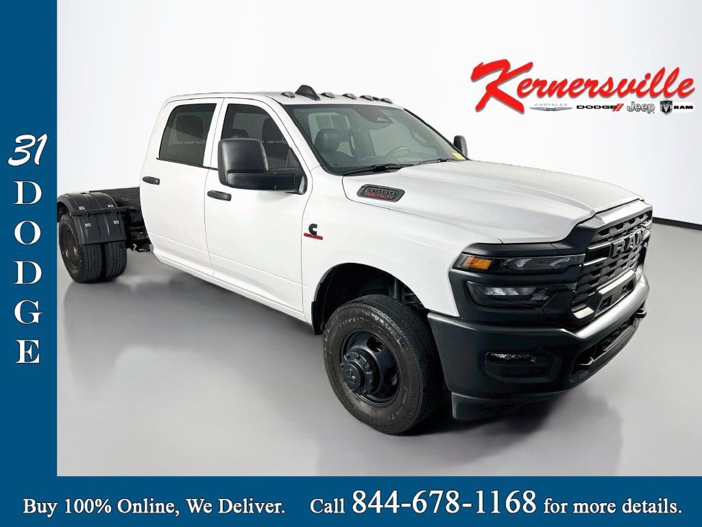 Used 2025 RAM 3500 Tradesman AWD/4WD image 1