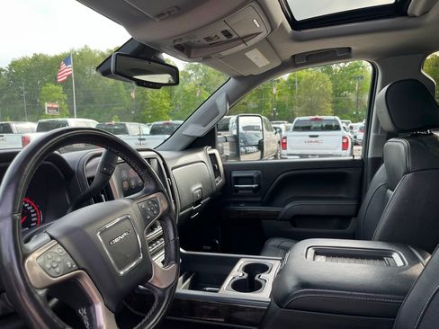 Used 2016 GMC Sierra 1500 Denali w/ Enhanced Driver Alert Package AWD/4WD image 18