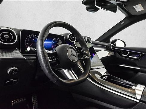 Certified 2025 Mercedes-Benz GLC 300 4MATIC image 10