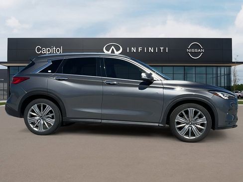 Used 2022 INFINITI QX50 Sensory image 4