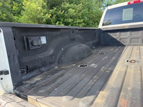 Used 2024 RAM 3500 Big Horn AWD/4WD image 28