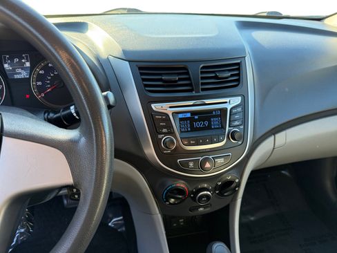 Used 2016 Hyundai Accent SE image 12