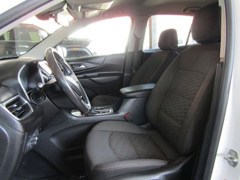 Used 2019 Chevrolet Equinox LT FWD image 8