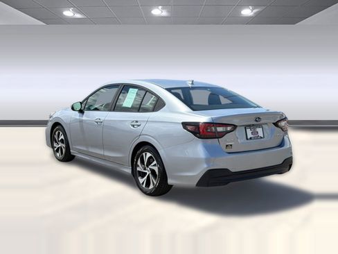 Used 2025 Subaru Legacy Premium AWD/4WD image 3