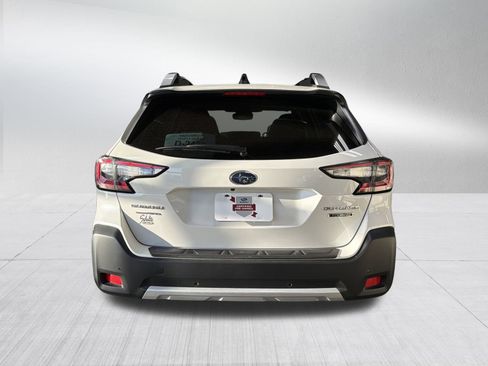 Certified 2025 Subaru Outback Touring w/ Popular Package #2 image 6