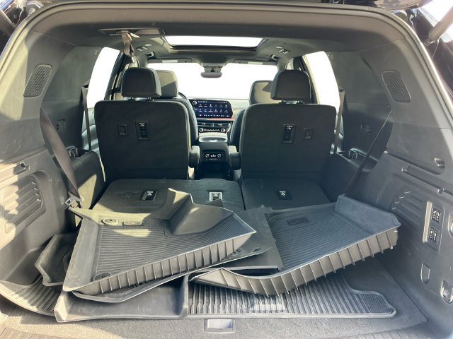 Used 2026 Chevrolet Traverse RS AWD/4WD image 19